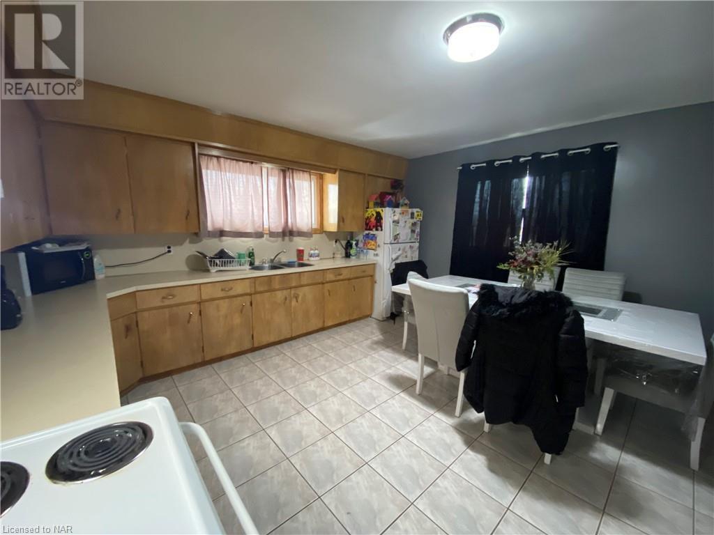 219 Central Avenue, Fort Erie, Ontario  L2A 3S9 - Photo 8 - 40478822
