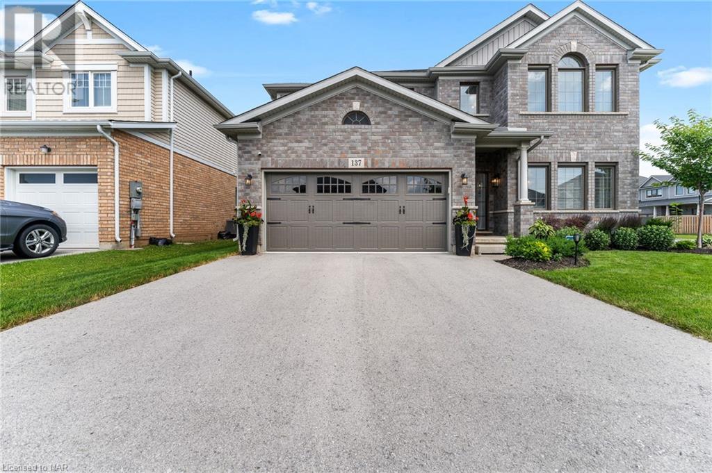 137 Lametti Drive, Fonthill, Ontario  L0S 1E6 - Photo 3 - 40483369