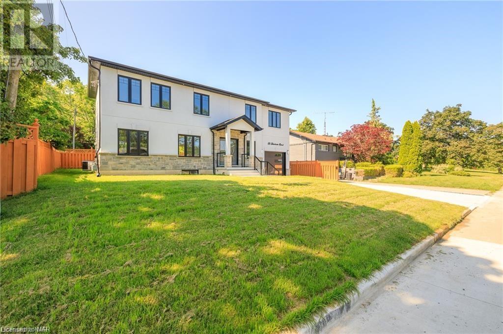 18 Glenbarr Road, St. Catharines, Ontario  L2T 1Y3 - Photo 2 - 40482288