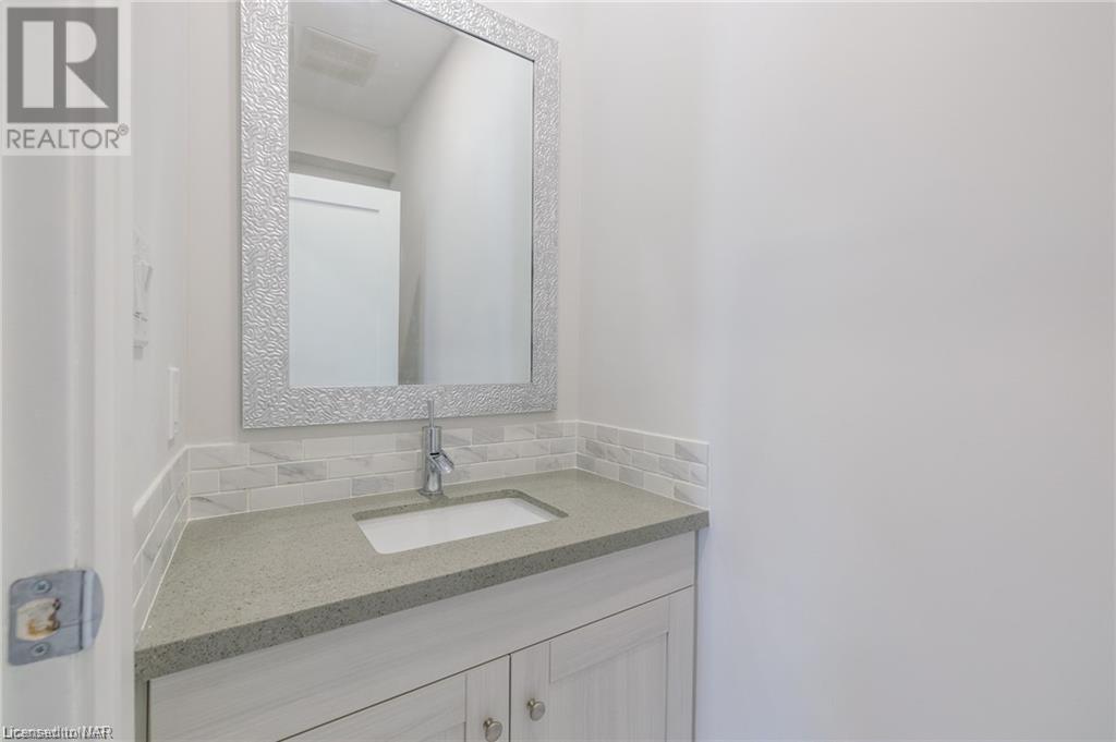 18 Glenbarr Road, St. Catharines, Ontario  L2T 1Y3 - Photo 21 - 40482288