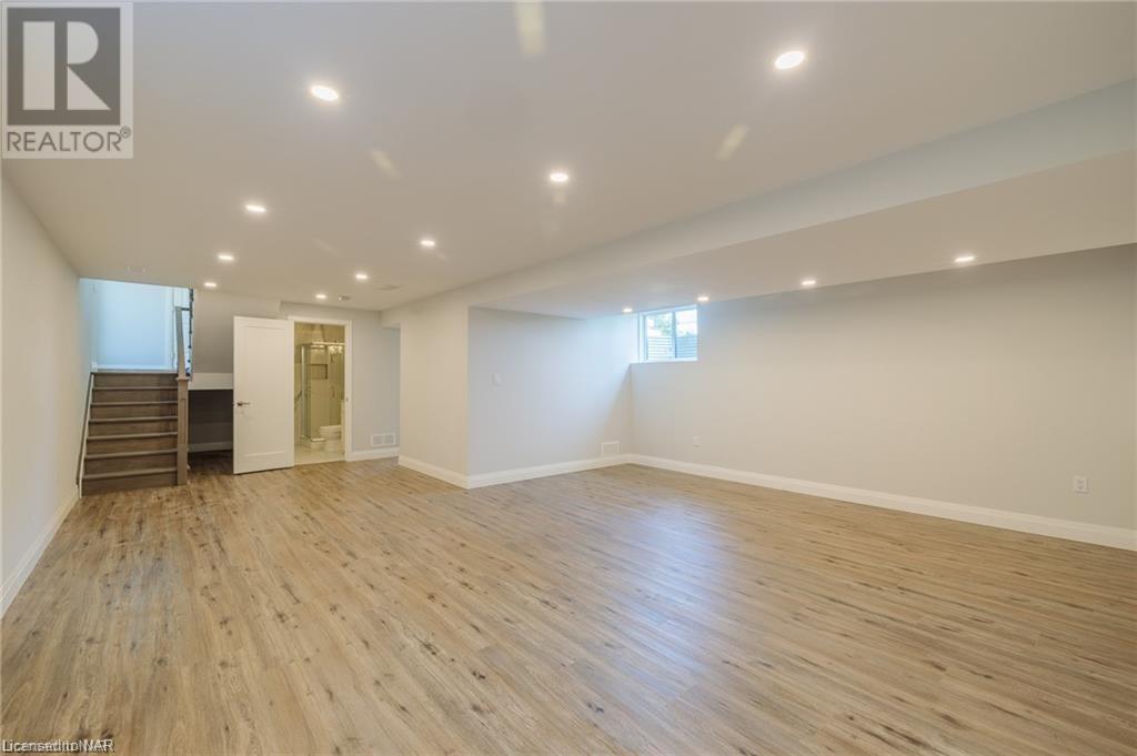 18 Glenbarr Road, St. Catharines, Ontario  L2T 1Y3 - Photo 37 - 40482288
