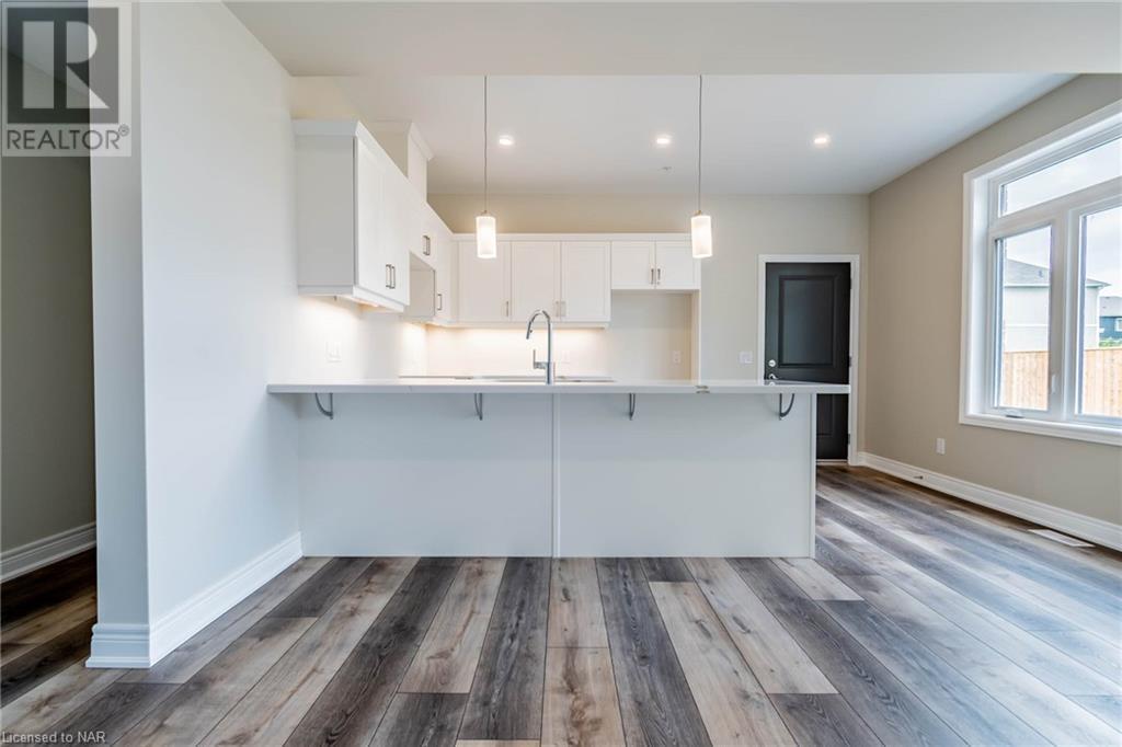 5 Marshall Lane, St. Catharines, Ontario  L2P 0E8 - Photo 10 - 40484027