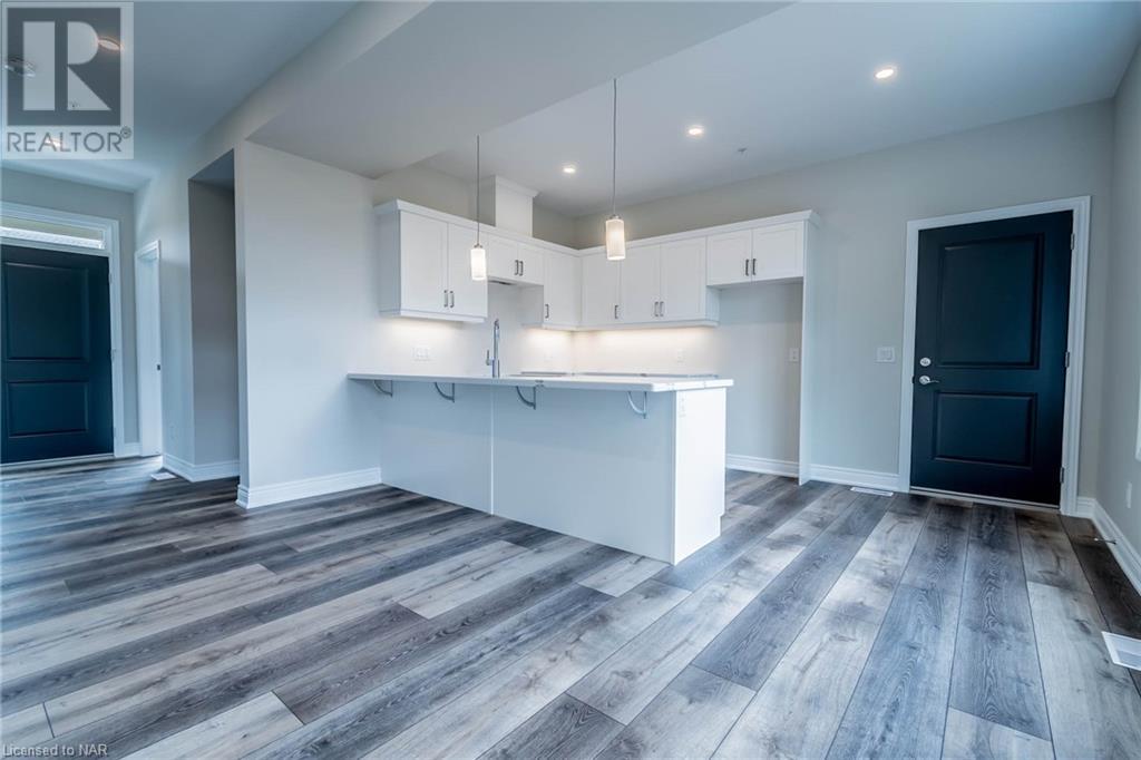 5 Marshall Lane, St. Catharines, Ontario  L2P 0E8 - Photo 12 - 40484027