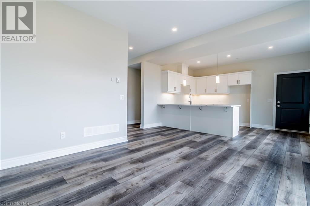 5 Marshall Lane, St. Catharines, Ontario  L2P 0E8 - Photo 17 - 40484027