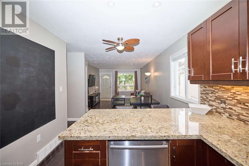 72 Rolls Avenue, St. Catharines, Ontario  L2N 1W4 - Photo 11 - 40483979