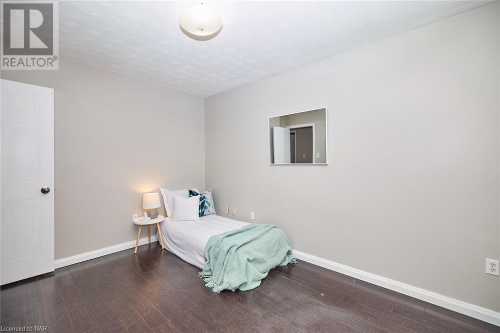 72 Rolls Avenue, St. Catharines, Ontario  L2N 1W4 - Photo 17 - 40483979