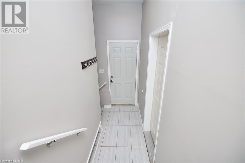 72 Rolls Avenue, St. Catharines, Ontario  L2N 1W4 - Photo 21 - 40483979
