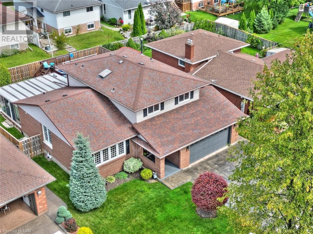 52 Glen Park Court, Welland, Ontario  L3C 6J8 - Photo 3 - 40484200