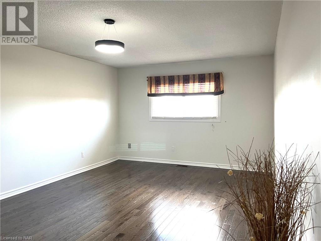 61 Barbican Trail, St. Catharines, Ontario  L2T 4A7 - Photo 29 - 40484254