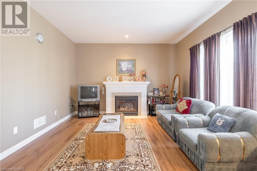 7051 Kalar Road, Niagara Falls, Ontario  L2H 3J6 - Photo 10 - 40482918