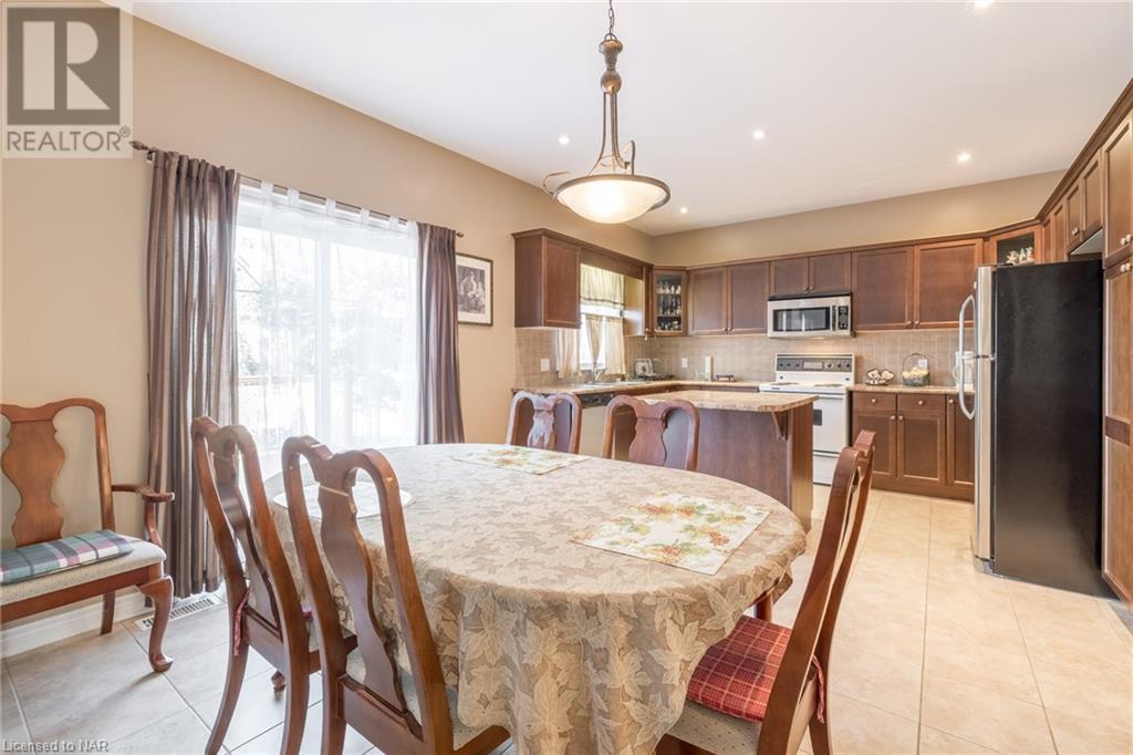 7051 Kalar Road, Niagara Falls, Ontario  L2H 3J6 - Photo 12 - 40482918