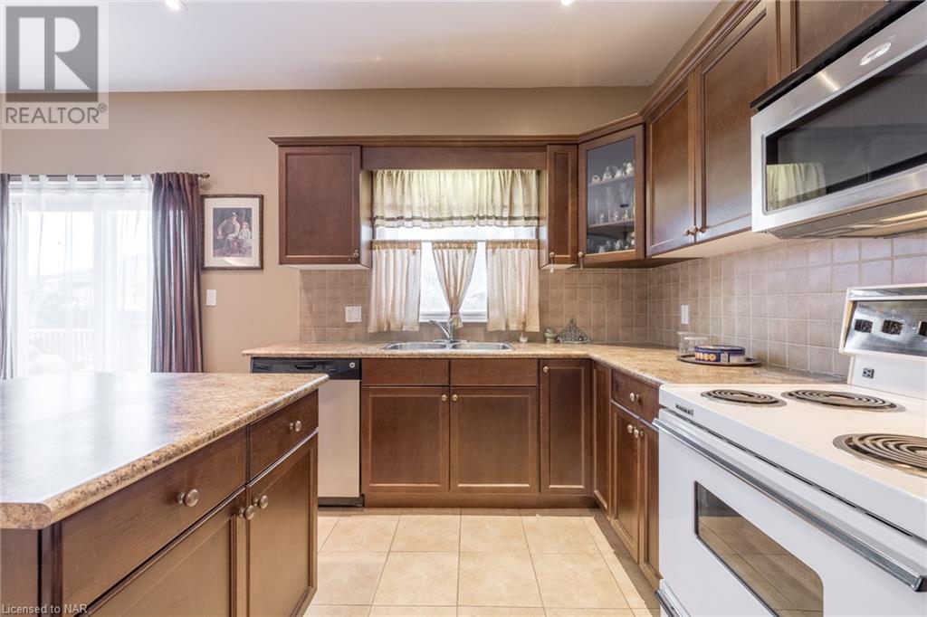 7051 Kalar Road, Niagara Falls, Ontario  L2H 3J6 - Photo 14 - 40482918