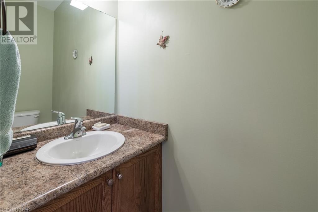 7051 Kalar Road, Niagara Falls, Ontario  L2H 3J6 - Photo 18 - 40482918