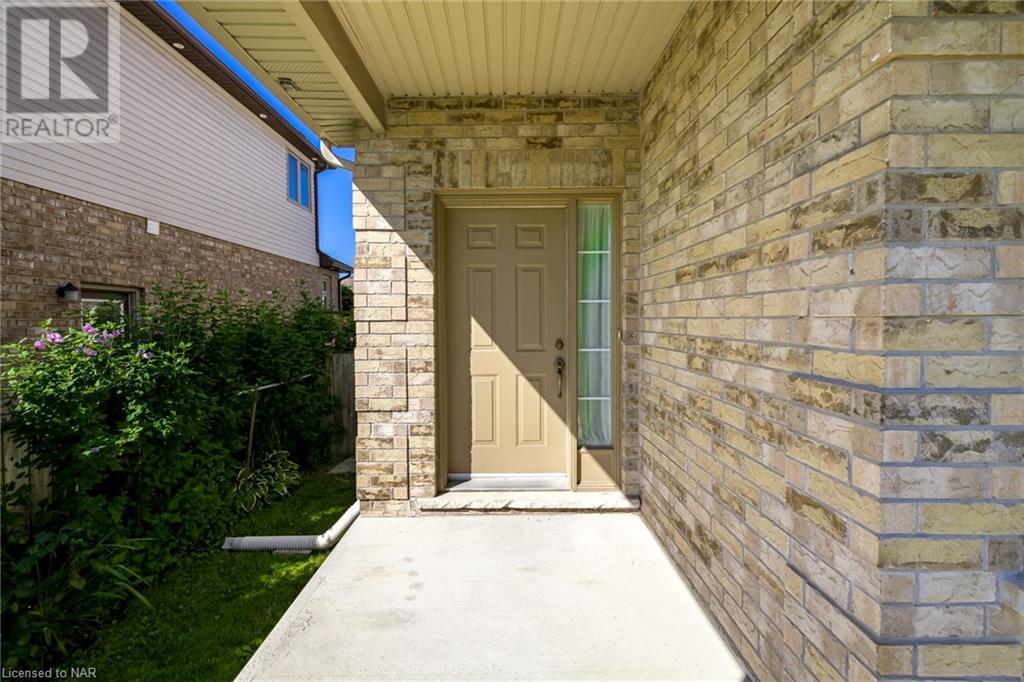 7051 Kalar Road, Niagara Falls, Ontario  L2H 3J6 - Photo 3 - 40482918
