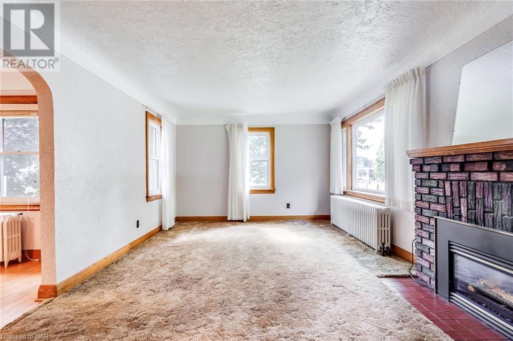 1053 Pelham Street, Fonthill, Ontario  L3C 3E4 - Photo 10 - 40485233