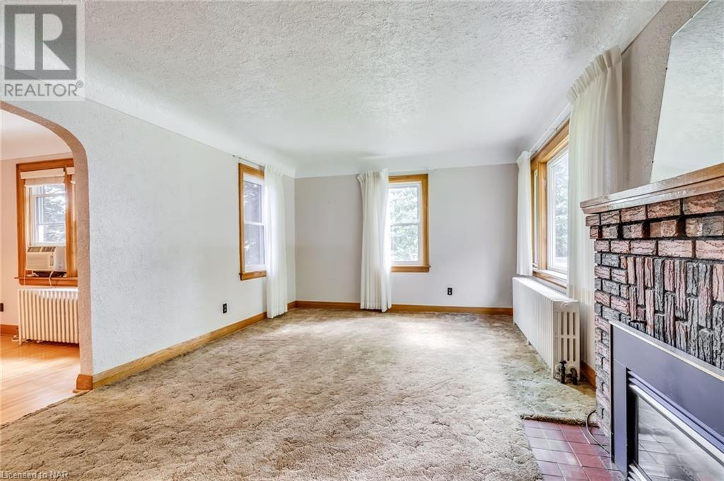 1053 Pelham Street, Fonthill, Ontario  L3C 3E4 - Photo 9 - 40485233