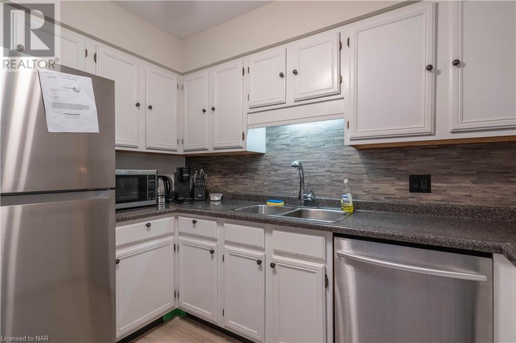 2 Walnut Street Unit# 204, St. Catharines, Ontario  L2T 1H3 - Photo 7 - 40486723