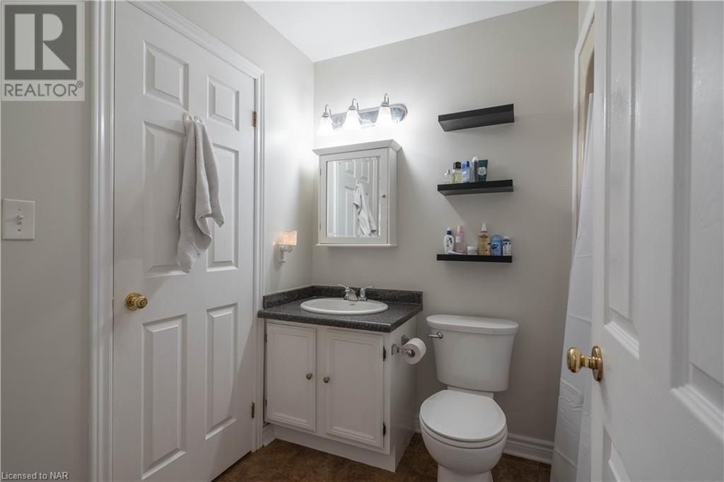 2 Walnut Street Unit# 204, St. Catharines, Ontario  L2T 1H3 - Photo 8 - 40486723