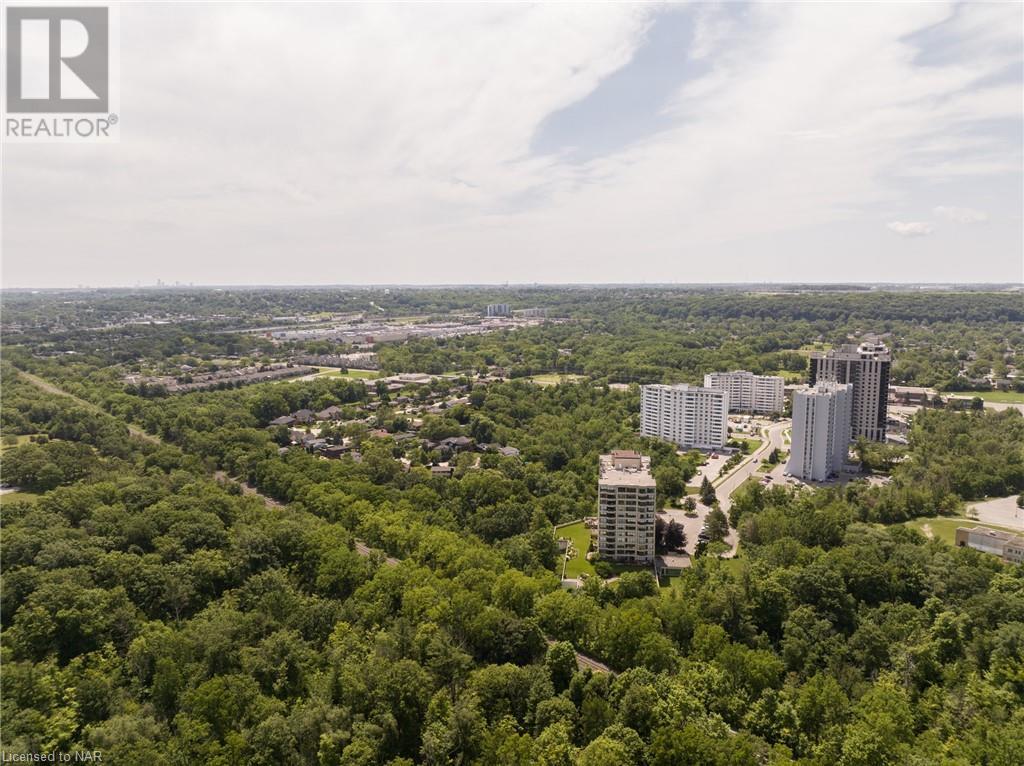 3 Towering Heights Boulevard Unit# 708, St. Catharines, Ontario  L2T 4A4 - Photo 4 - 40487194