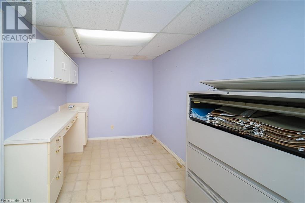 143 Lake Street, St. Catharines, Ontario  L2R 5Y4 - Photo 11 - 40477061