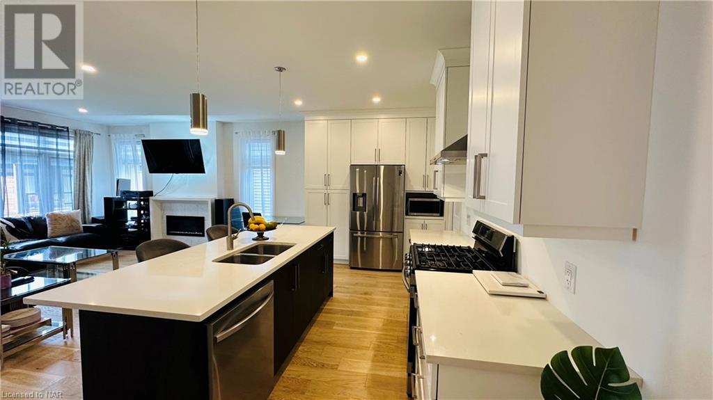 8974 Willoughby Drive Unit# 33, Niagara Falls, Ontario  L2G 0Y8 - Photo 4 - 40489499