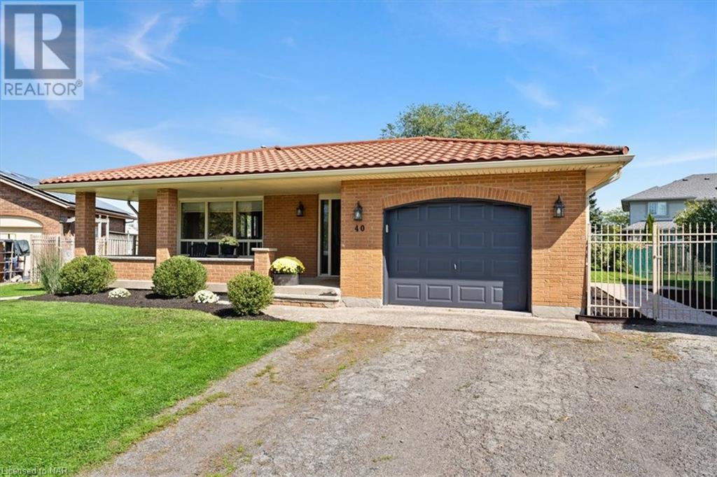 40 Barrington Drive, Welland, Ontario  L3C 5Z9 - Photo 2 - 40488874