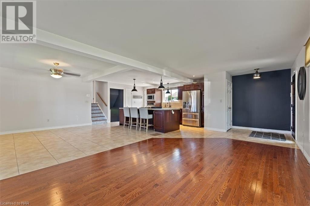 40 Barrington Drive, Welland, Ontario  L3C 5Z9 - Photo 7 - 40488874