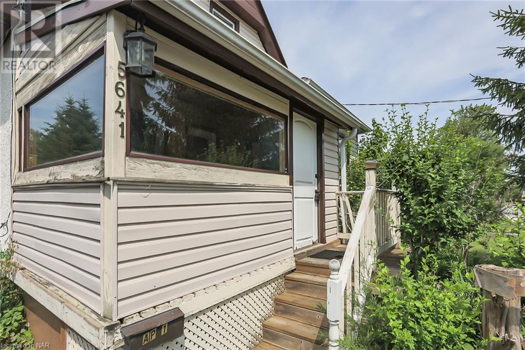 5641 Desson Avenue, Niagara Falls, Ontario  L2G 3T3 - Photo 2 - 40488988