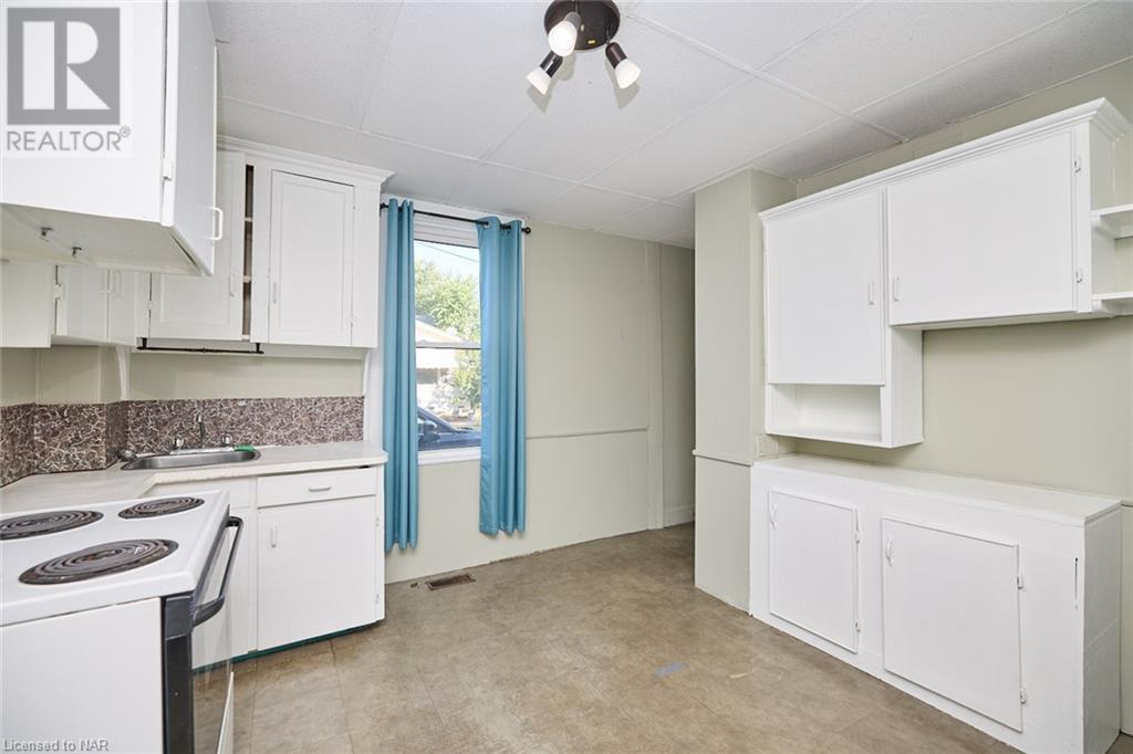 58 Court Street, St. Catharines, Ontario  L2R 4S1 - Photo 11 - 40484818