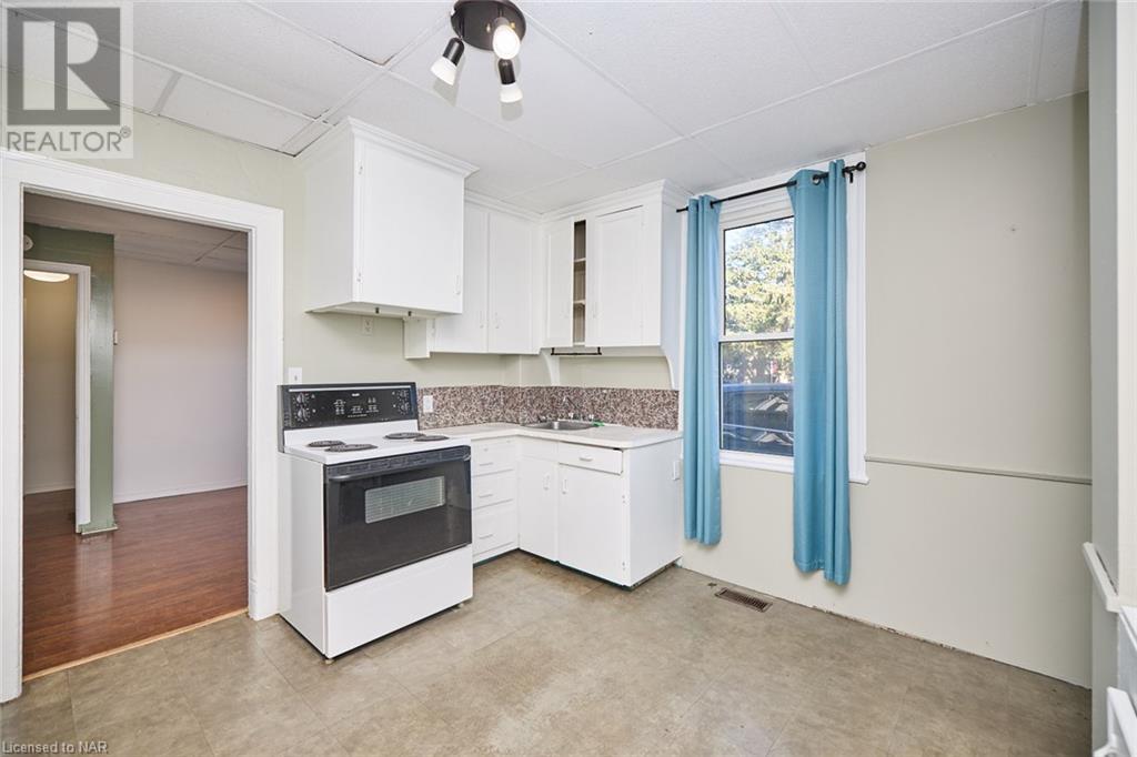 58 Court Street, St. Catharines, Ontario  L2R 4S1 - Photo 12 - 40484818