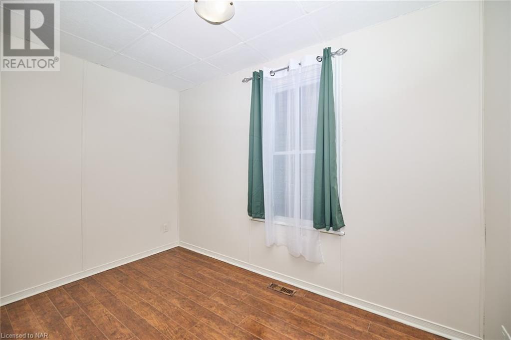 58 Court Street, St. Catharines, Ontario  L2R 4S1 - Photo 7 - 40484818