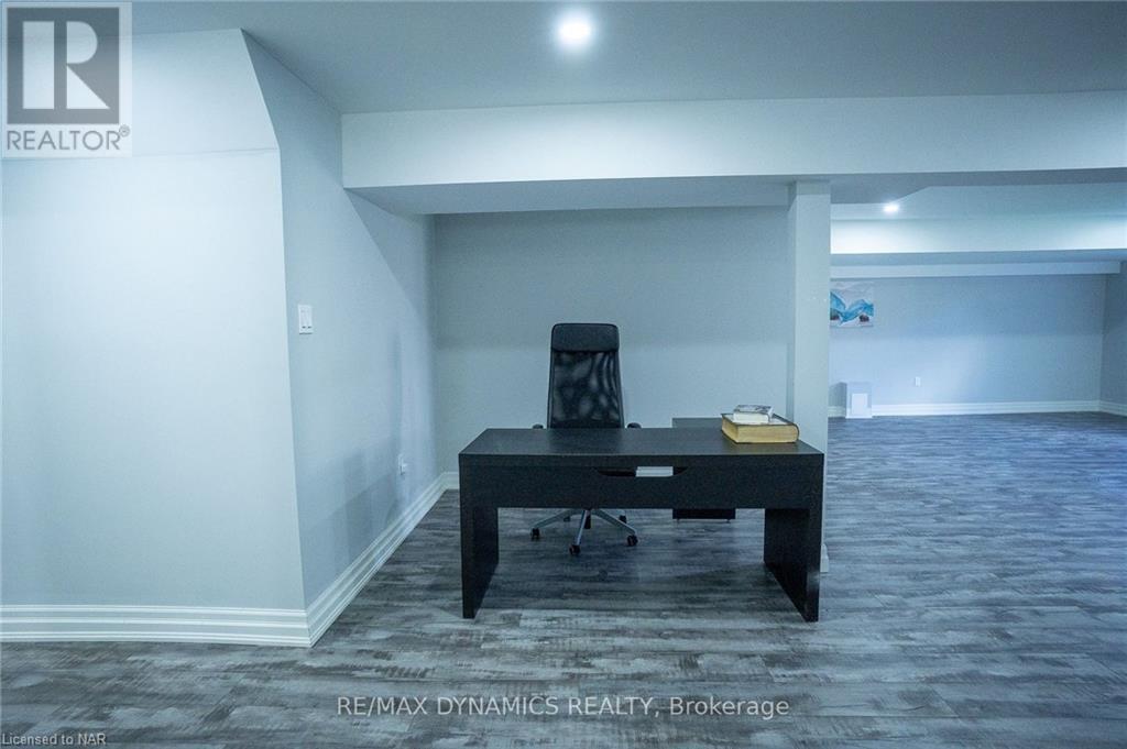 18 Angela Crescent, Niagara-On-The-Lake, Ontario  L0S 1J0 - Photo 24 - 40490225