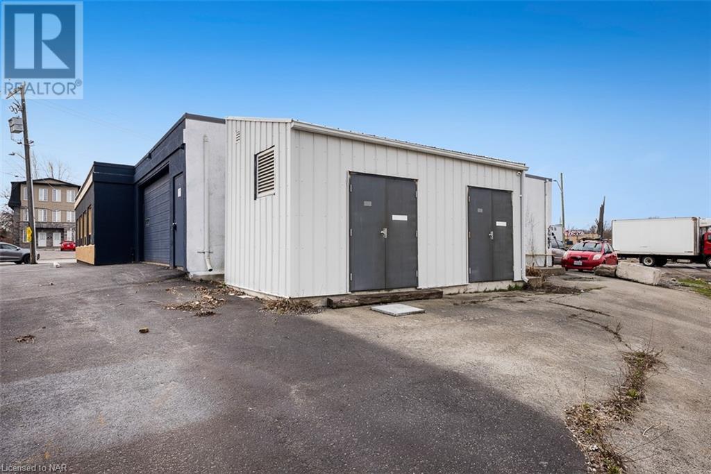 101 Eastchester Avenue, St. Catharines, Ontario  L2P 2Y9 - Photo 5 - 40489855