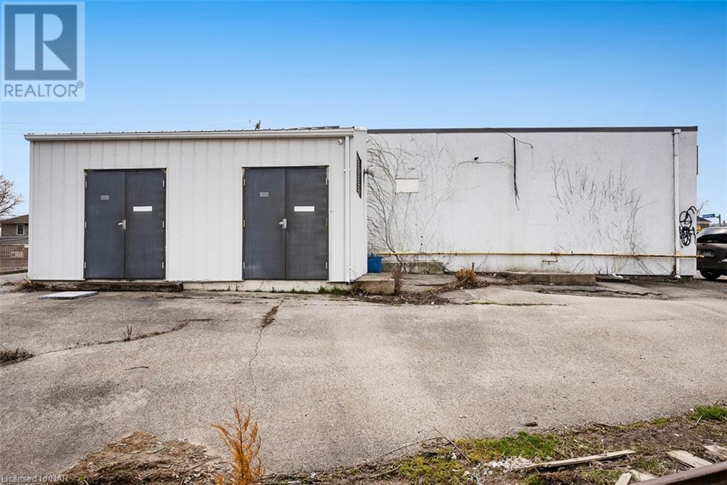 101 Eastchester Avenue, St. Catharines, Ontario  L2P 2Y9 - Photo 6 - 40489855