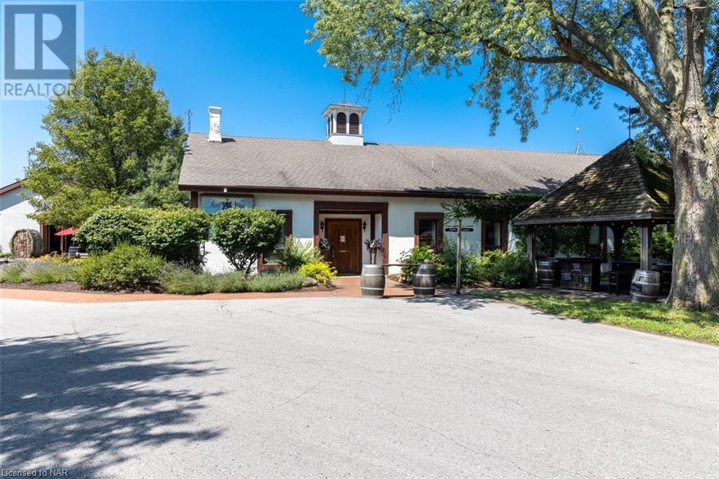 15606 Niagara Parkway Parkway, Niagara-On-The-Lake, Ontario  L0S 1J0 - Photo 5 - 40490491
