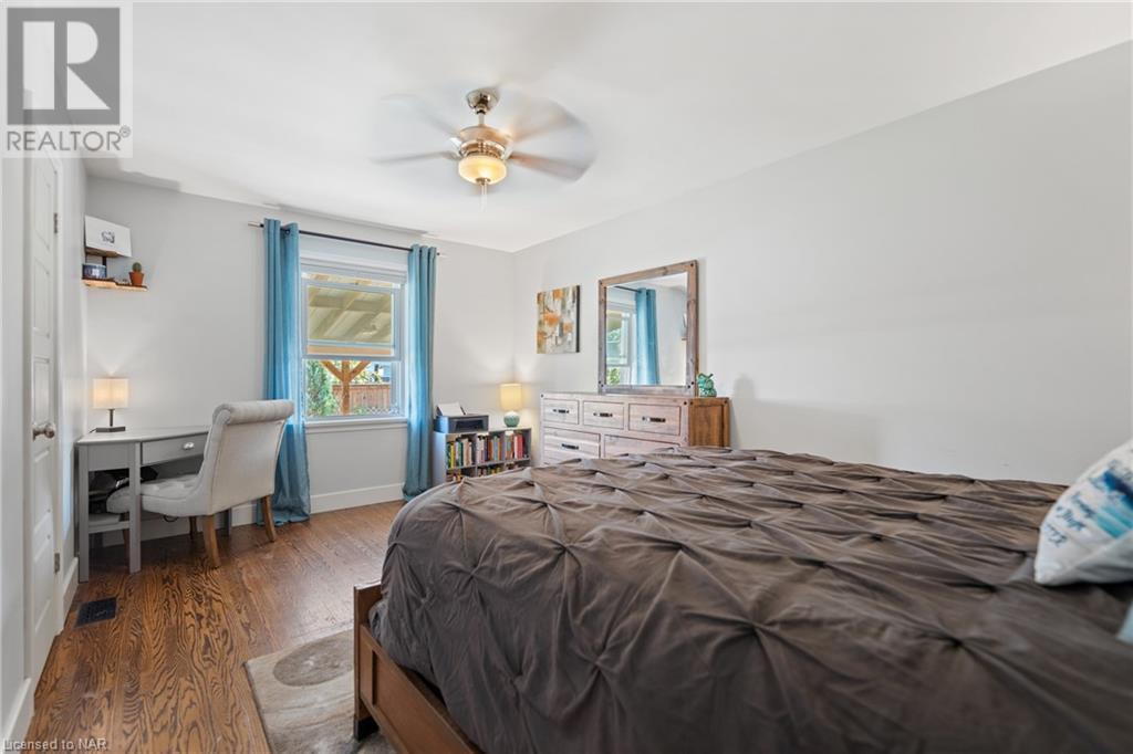 16 Chalmers Street, St. Catharines, Ontario  L2M 5C8 - Photo 11 - 40487022