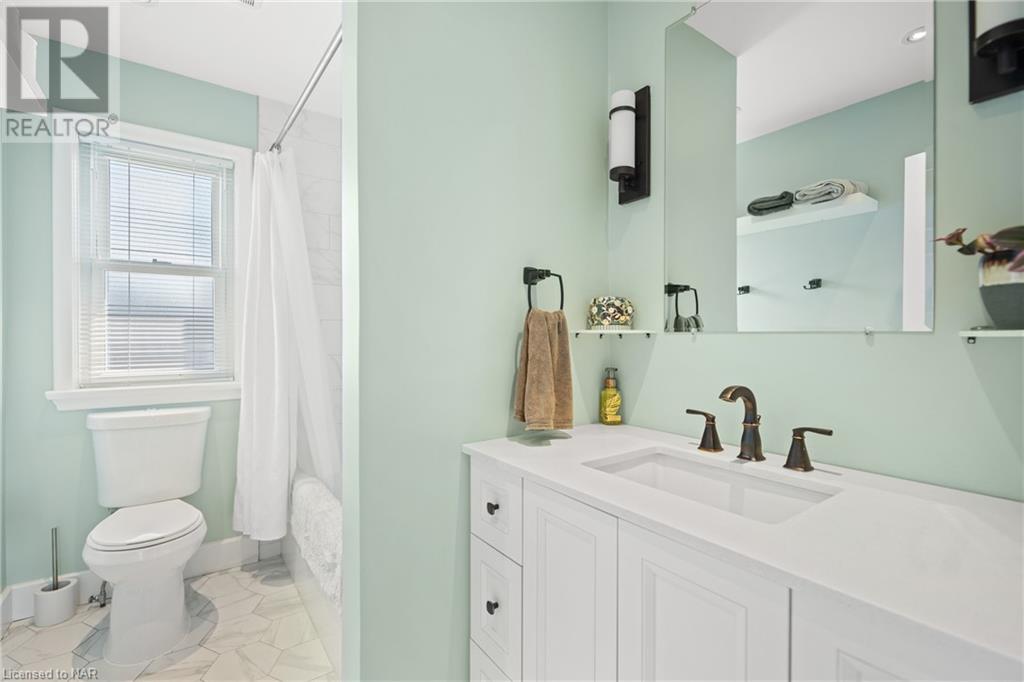 16 Chalmers Street, St. Catharines, Ontario  L2M 5C8 - Photo 14 - 40487022