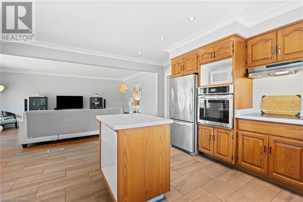 16 Chalmers Street, St. Catharines, Ontario  L2M 5C8 - Photo 8 - 40487022