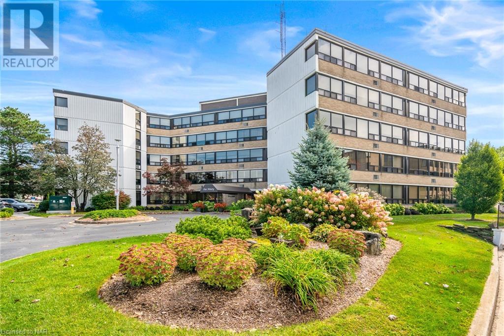 190 Highway 20 W Unit# 401, Fonthill, Ontario  L0S 1M0 - Photo 2 - 40490637