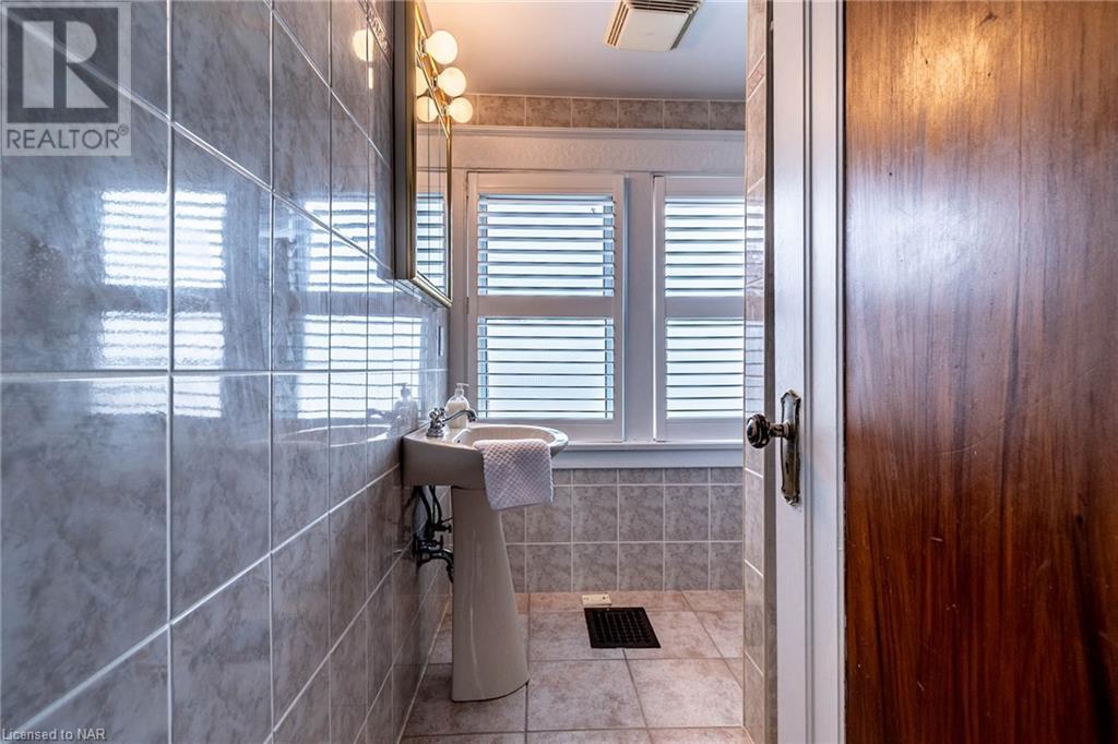 5400 Cedar Street, Niagara Falls, Ontario  L2E 2V3 - Photo 21 - 40489969
