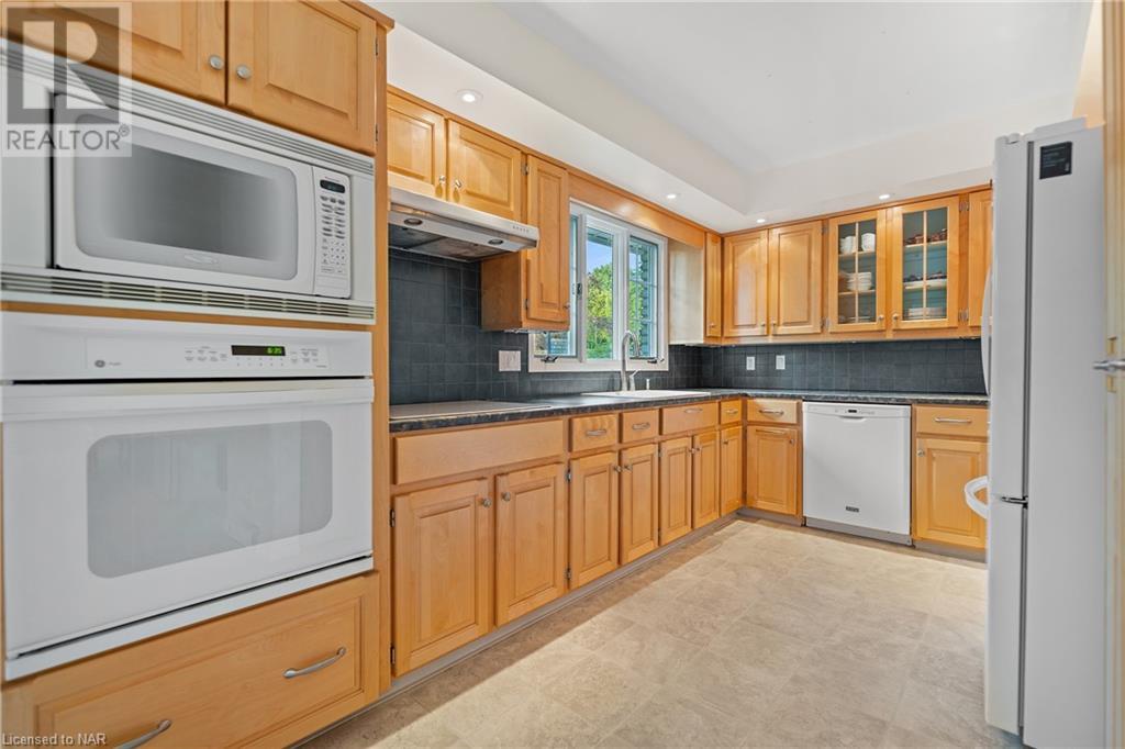 7 Adelene Crescent, St. Catharines, Ontario  L2T 3C6 - Photo 12 - 40492123