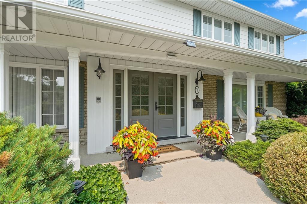 7 Adelene Crescent, St. Catharines, Ontario  L2T 3C6 - Photo 4 - 40492123