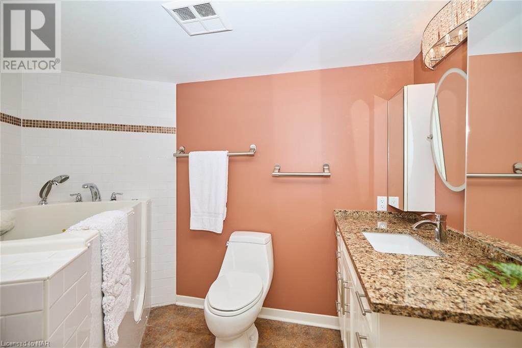 7 Gale Crescent Unit# 806, St. Catharines, Ontario  L2R 7M8 - Photo 18 - 40488576