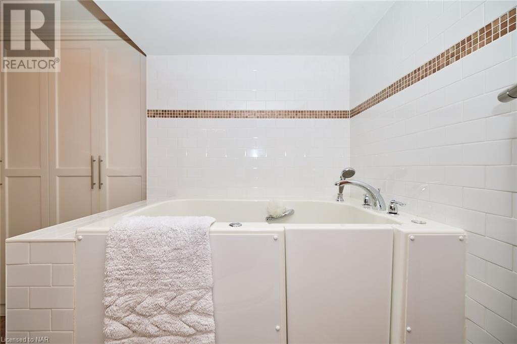 7 Gale Crescent Unit# 806, St. Catharines, Ontario  L2R 7M8 - Photo 20 - 40488576