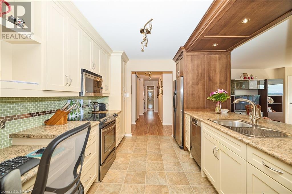 7 Gale Crescent Unit# 806, St. Catharines, Ontario  L2R 7M8 - Photo 4 - 40488576