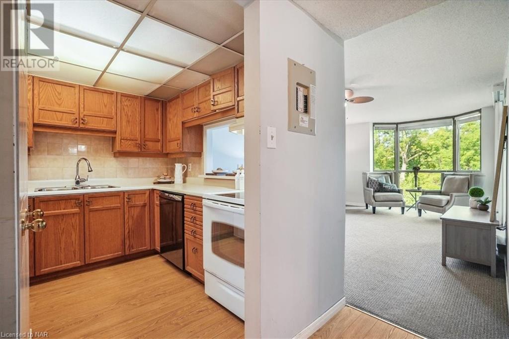 1225 North Shore Boulevard Unit# 408, Burlington, Ontario  L7S 1Z6 - Photo 7 - 40491428