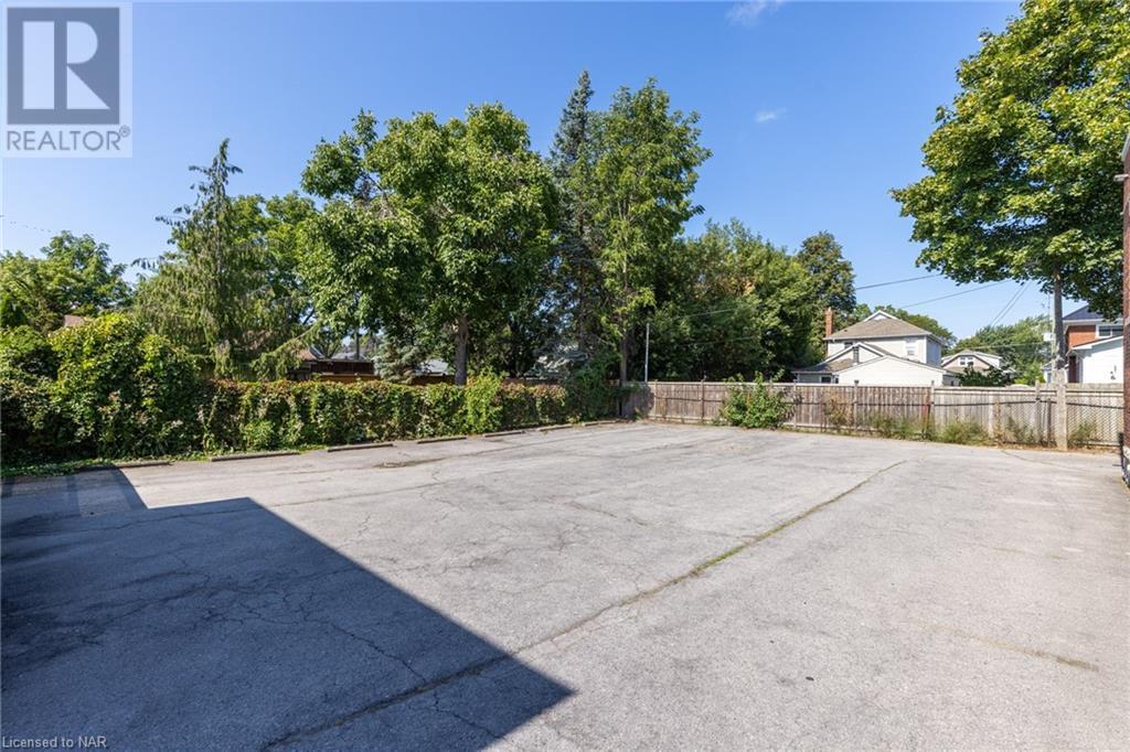 105 Maple Street, St. Catharines, Ontario  L2R 2B4 - Photo 11 - 40479535