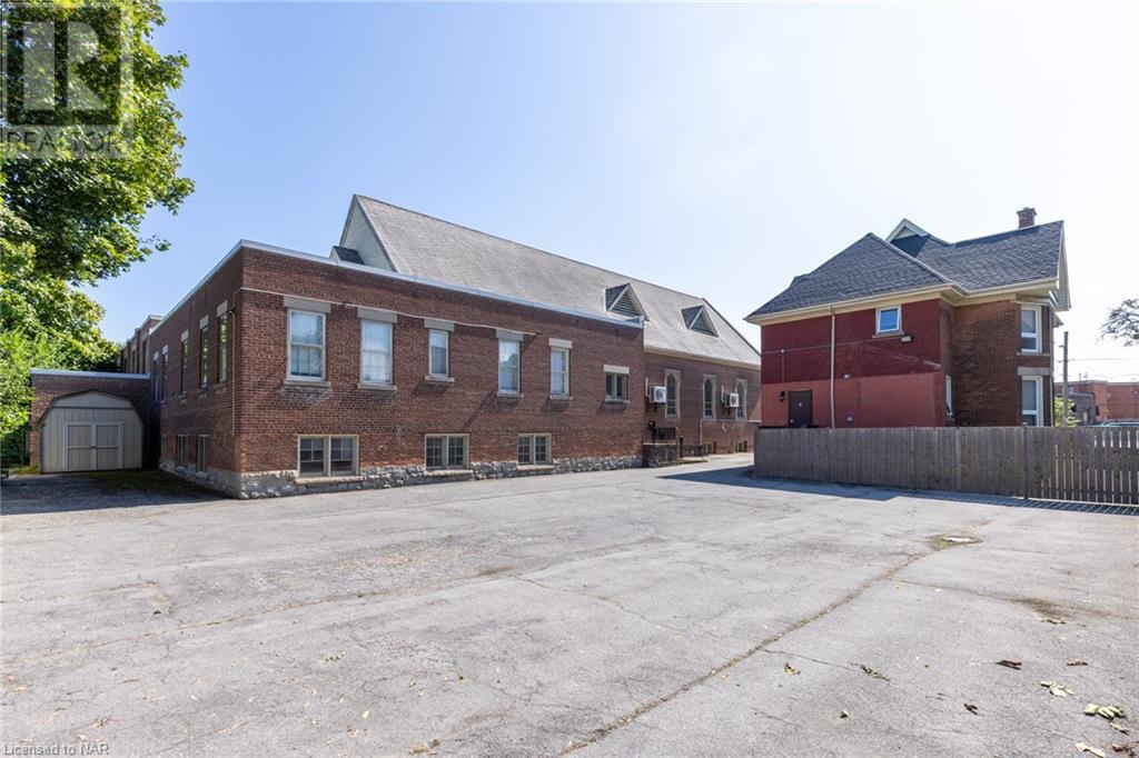 105 Maple Street, St. Catharines, Ontario  L2R 2B4 - Photo 12 - 40479535