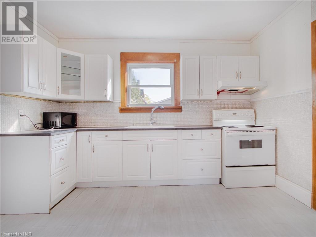 77 Kent Street, Welland, Ontario  L3B 3H3 - Photo 11 - 40486833