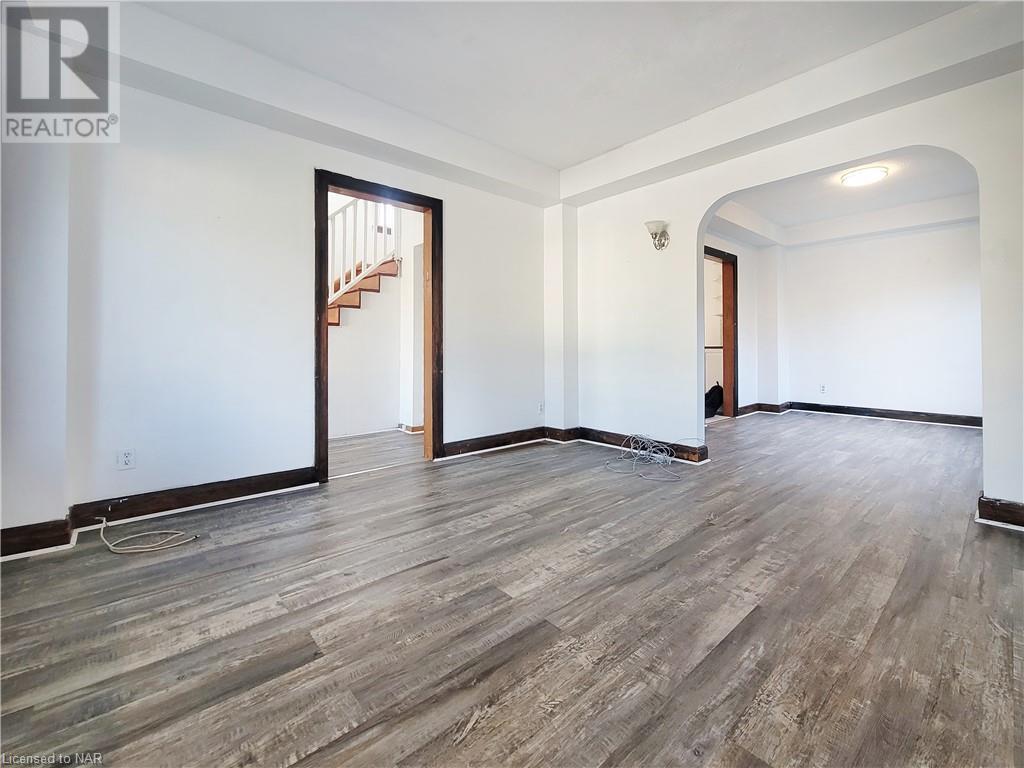 77 Kent Street, Welland, Ontario  L3B 3H3 - Photo 6 - 40486833